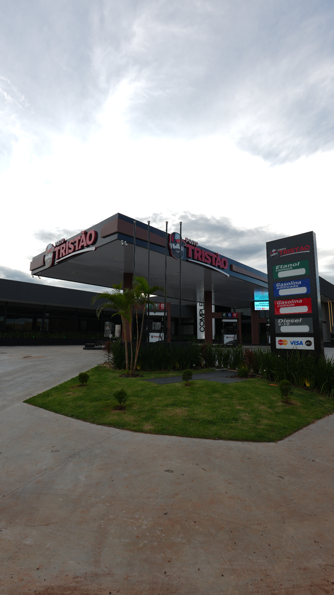 Posto Tristão – projeto comercial